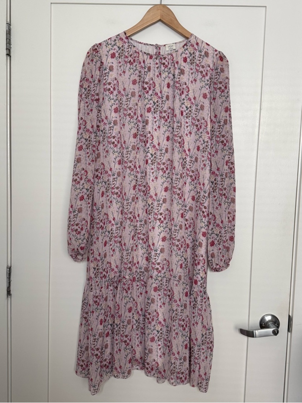 Wilfred Aritzia Midi Chiffon Dress Sz M Pink Floral Sheer Puff Long Sleeve Flowy